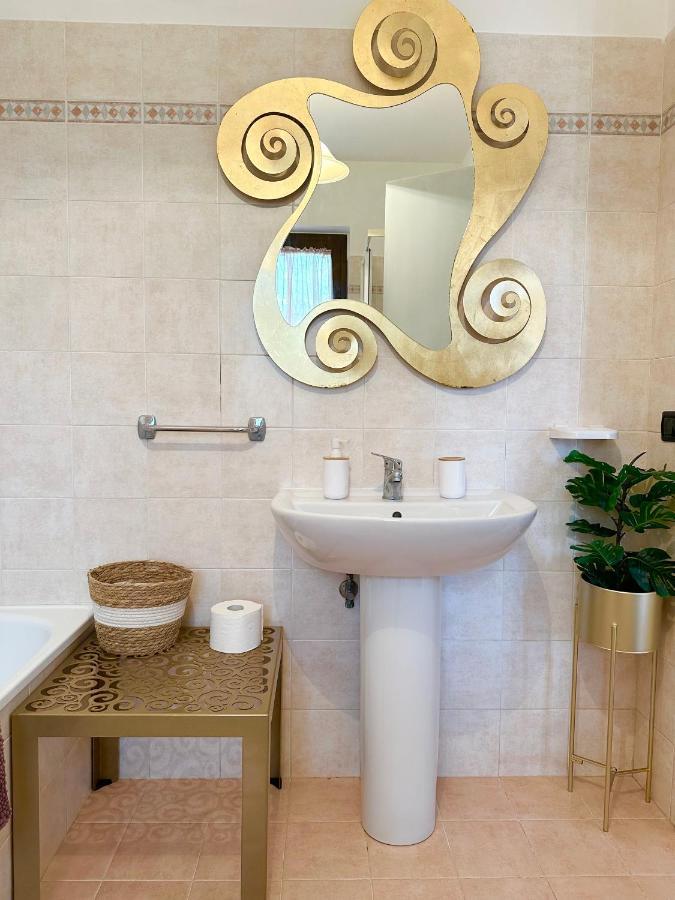 La Casa Di Maurizio Apartment Монтефиасконе Екстериор снимка